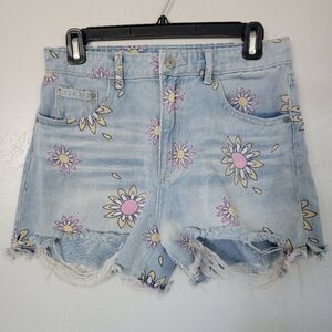 No Boundaries Sz 7 Light Wash Denim Jean Shorts Pink Yellow Flower Floral Print